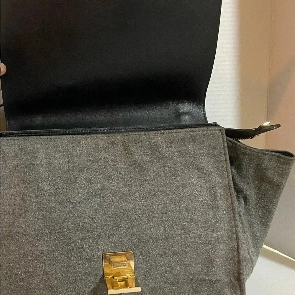 Celine - Picture 11 of 14